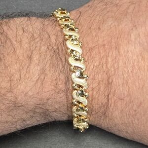 Hypoallergenic heart shaped links...24161